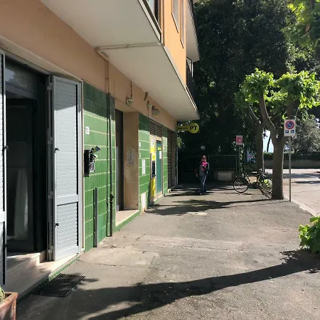 Via Cimarosa Apartman Follonica